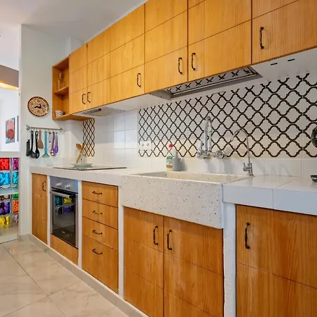 Hauzify I Casa Mirador 8